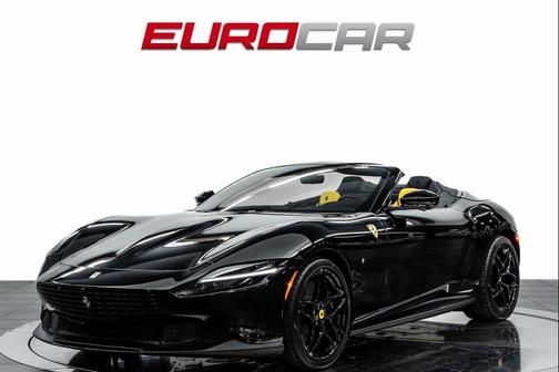 2025 Ferrari Roma Spider Base