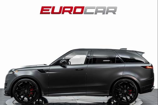 2024 Land Rover Range Rover Sport SE
