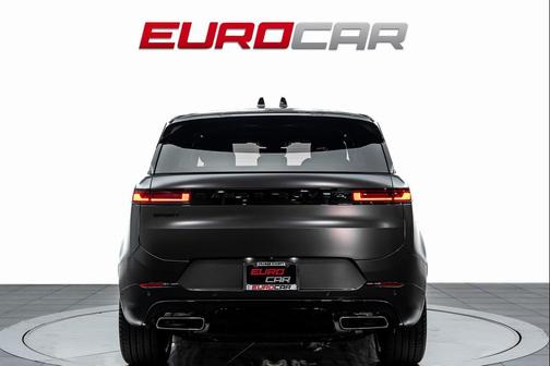 2024 Land Rover Range Rover Sport SE