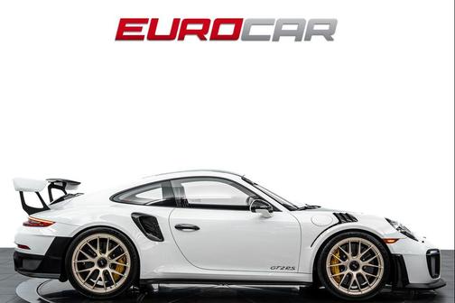 White 2018 Porsche 911 GT2 RS