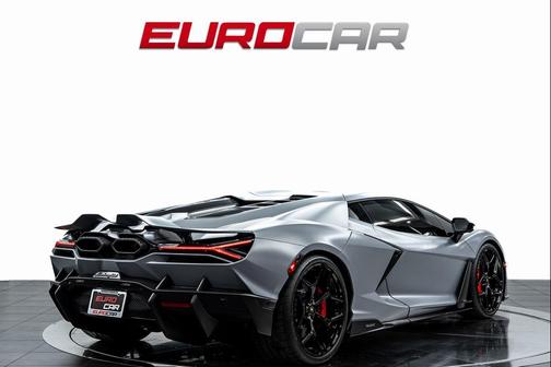 2024 Lamborghini Revuelto Base