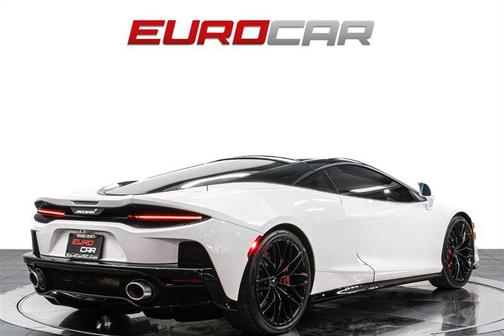 2023 McLaren GT Base