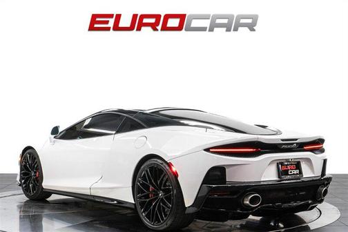 2023 McLaren GT Base