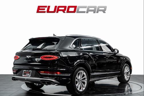 2024 Bentley Bentayga *FRONT SEAT COMFORT SPEC * PANORAMIC SUNROOF*