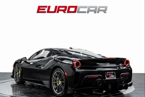 Nero Daytona Metallic 2020 Ferrari 488 Pista Base