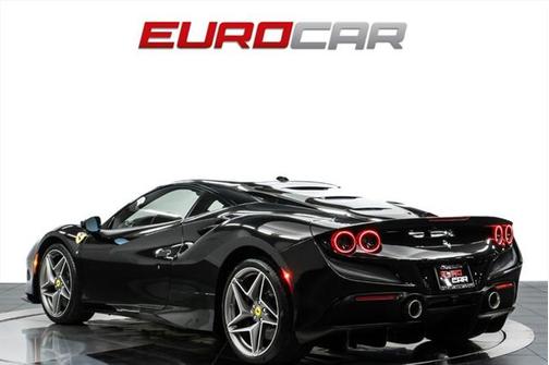 2020 Ferrari F8 Tributo Base