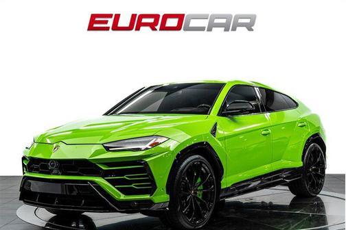 2021 Lamborghini Urus Graphite Capsule