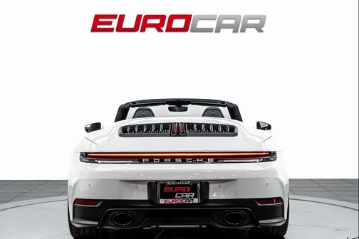 2025 Porsche 911 Carrera