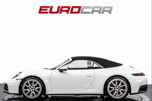 2025 Porsche 911 Carrera