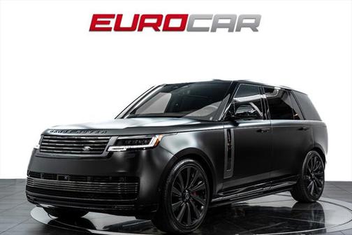 2025 Land Rover Range Rover P615 SV