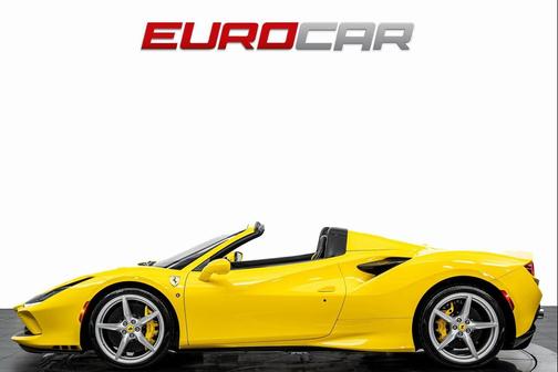 2022 Ferrari F8 Spider Base