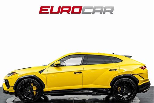 2023 Lamborghini Urus Performante