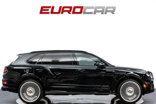 2023 Bentley Bentayga EWB V8