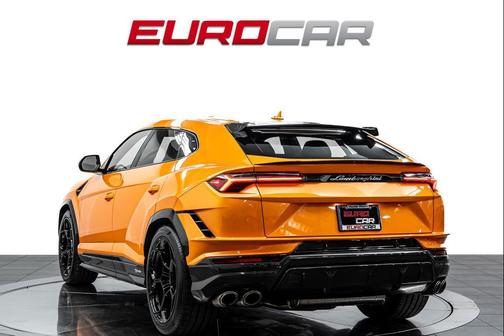 Arancio Borealis Metallic 2024 Lamborghini Urus Performante