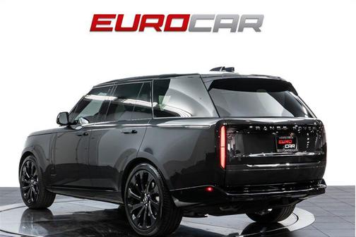 Gray 2023 Land Rover Range Rover P530 SE