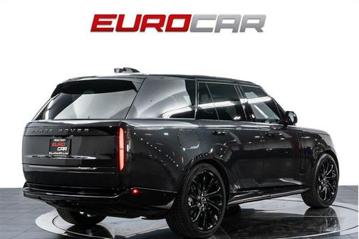 Gray 2023 Land Rover Range Rover P530 SE