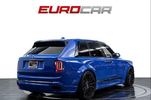 Blue 2021 Rolls-Royce Cullinan