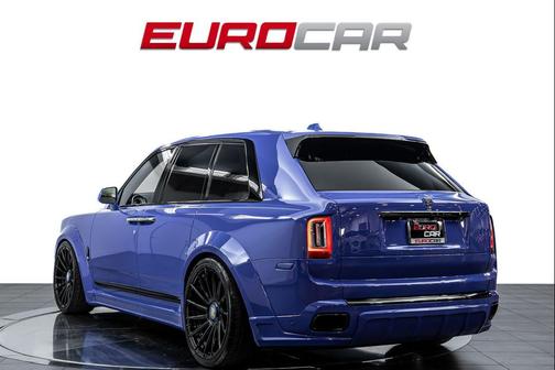 Blue 2021 Rolls-Royce Cullinan