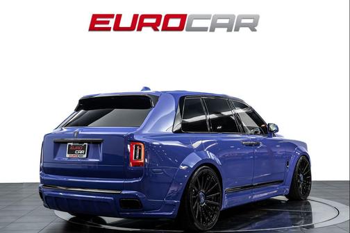 Blue 2021 Rolls-Royce Cullinan