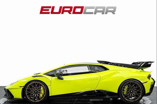 2023 Lamborghini Huracan STO Coupe