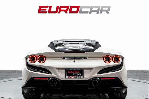 2021 Ferrari F8 Tributo Base