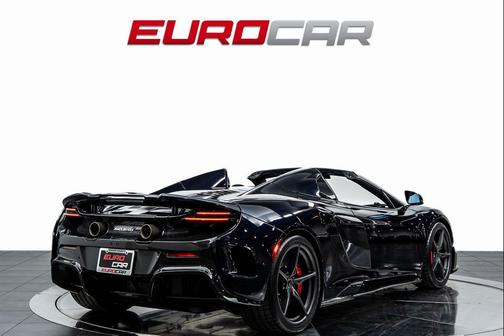 2016 McLaren 675LT Base