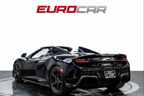 2016 McLaren 675LT Base