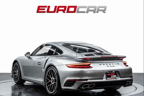 2017 Porsche 911 Turbo