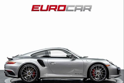 2017 Porsche 911 Turbo