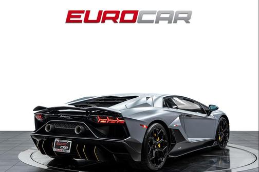 2022 Lamborghini Aventador SVJ LP 780-4 Ultimae