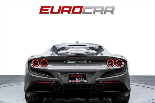 2022 Ferrari F8 Tributo Base