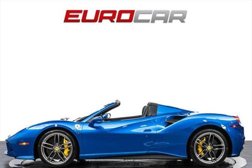 2017 Ferrari 488 Spider Base