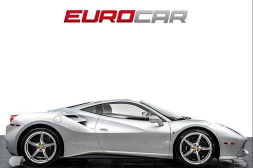 Argento Nurburgring 2016 Ferrari 488 GTB Base