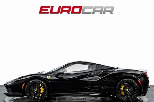 2022 Ferrari F8 Spider Base