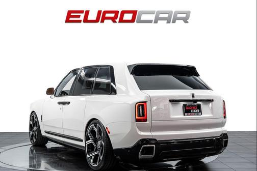 White 2025 Rolls-Royce Cullinan