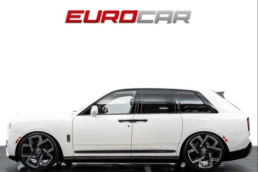 White 2025 Rolls-Royce Cullinan