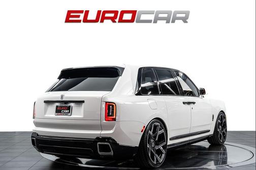 White 2025 Rolls-Royce Cullinan