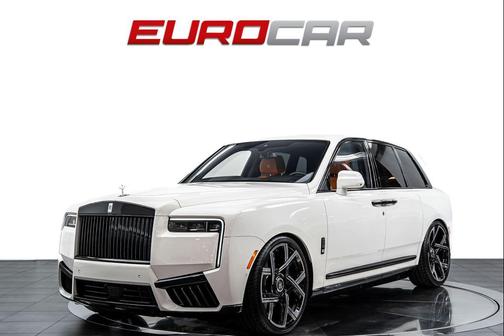 White 2025 Rolls-Royce Cullinan