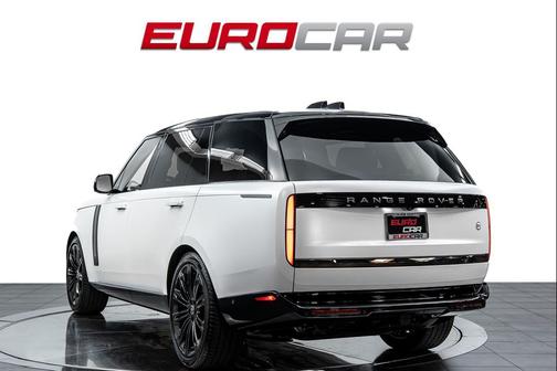 Icy White SV Bespoke Special Effect Satin 2024 Land Rover Range Rover P615 SV