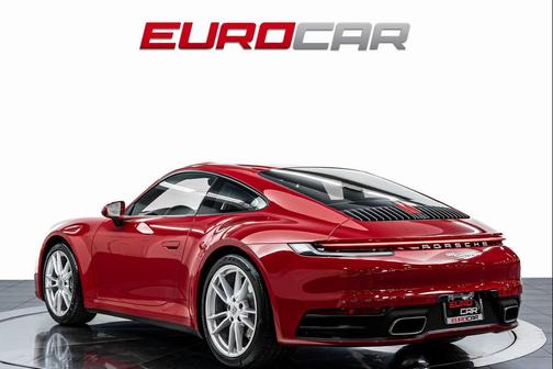 2021 Porsche 911 Carrera 4