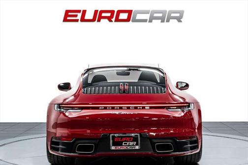 2021 Porsche 911 Carrera