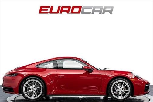 2021 Porsche 911 Carrera