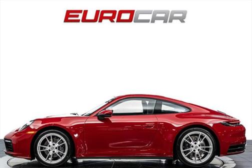 2021 Porsche 911 Carrera