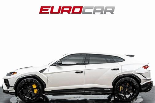 2024 Lamborghini Urus Performante