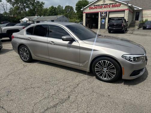 2017 BMW 530 530i xDrive AWD 4dr Sedan