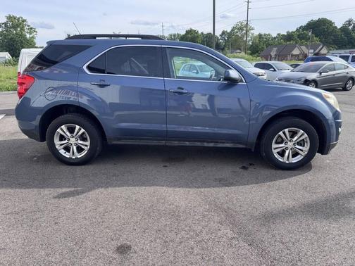Blue 2011 Chevrolet Equinox 2LT