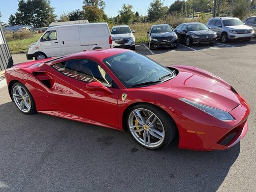 Red 2018 Ferrari 488 GTB Base 2dr Coupe