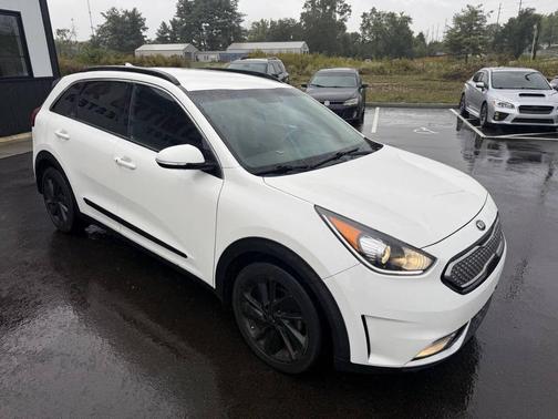 2019 Kia Niro s Touring