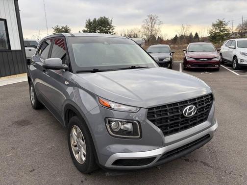 2022 Hyundai VENUE SE 4dr Crossover