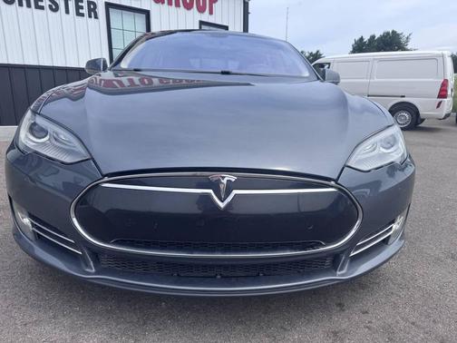 Gray 2013 Tesla Model S Base